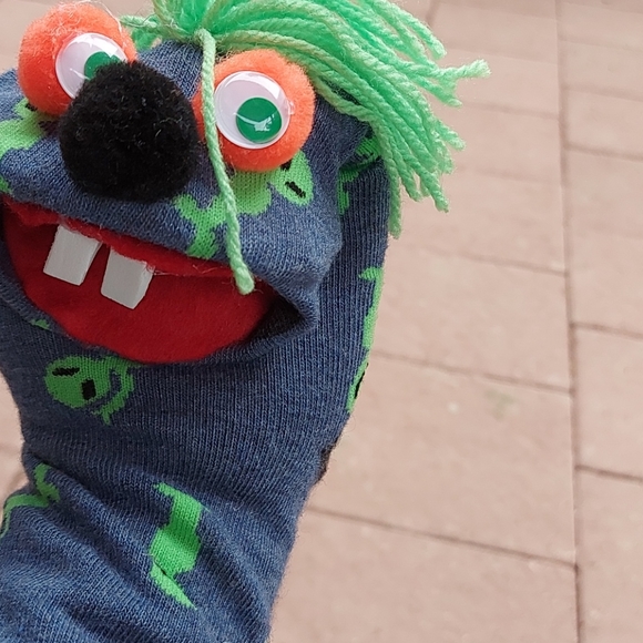 Hand made puppet - Picture 3 of 4